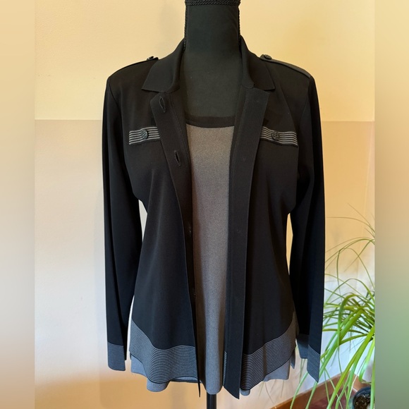 Exclusively Misook Cardigan and Tank Set Small - Picture 2 of 11